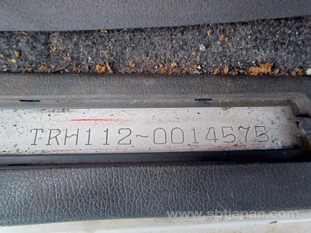 Toyota Hiace 2004 photo 5