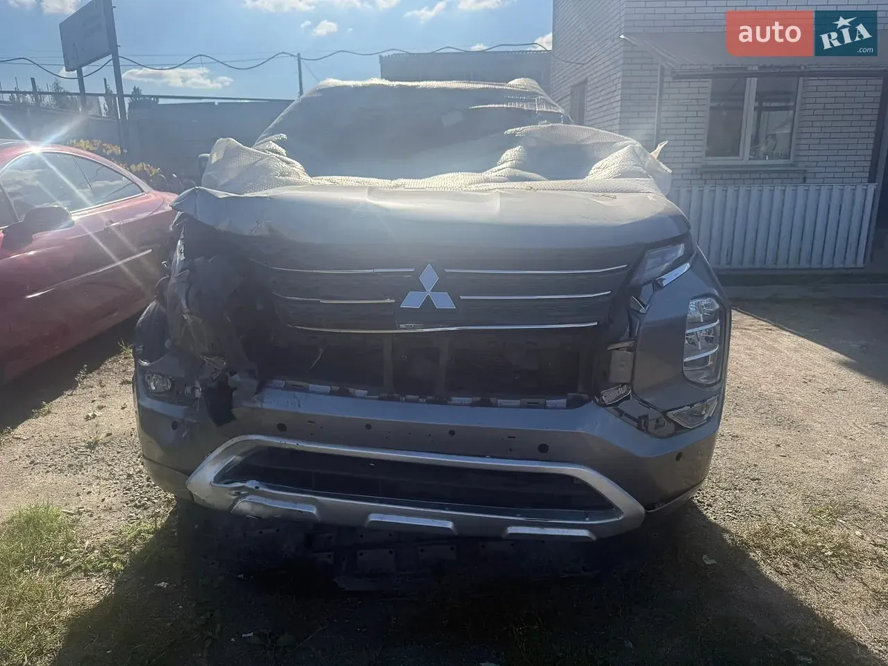 Mitsubishi Outlander 2023 photo 4