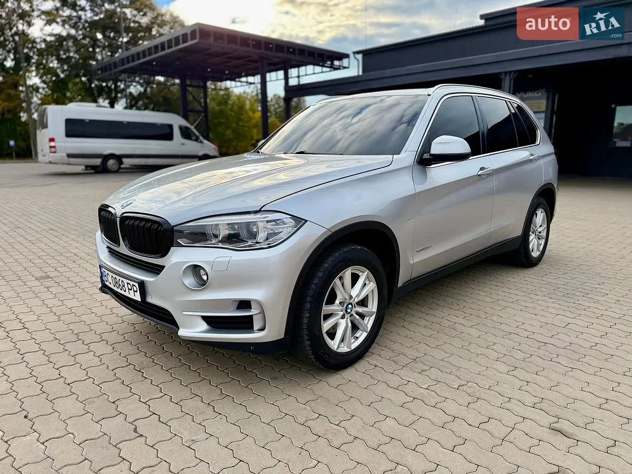 BMW X5 2014 photo 2
