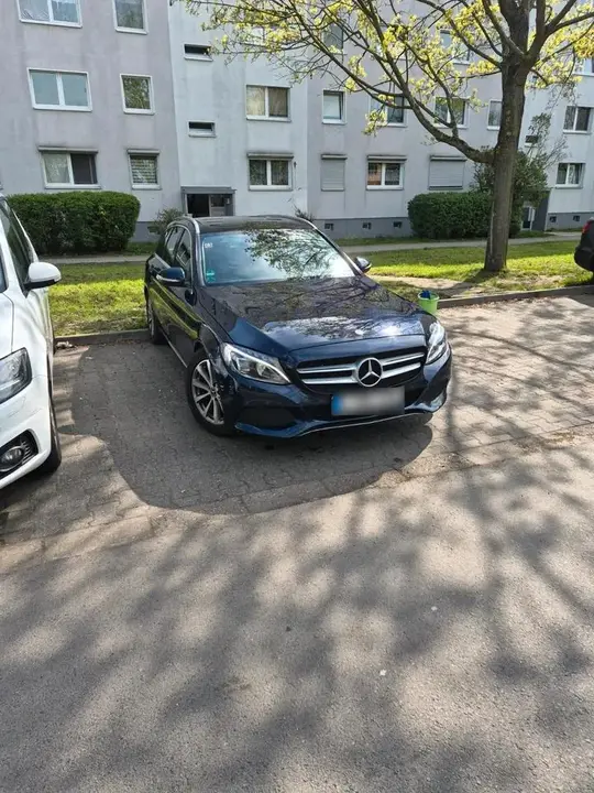 Mercedes-Benz C220