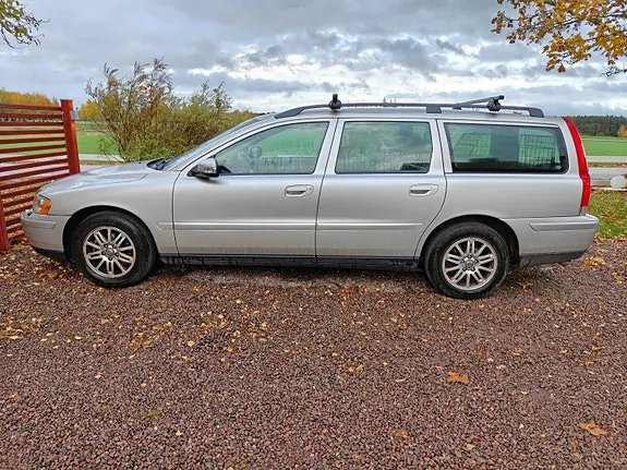 Volvo V70 2007 photo 3