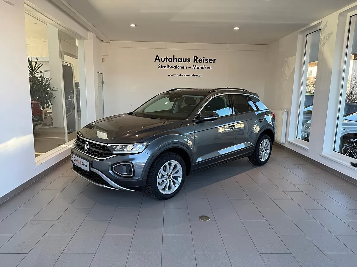 Volkswagen T-Roc 2026 photo 2
