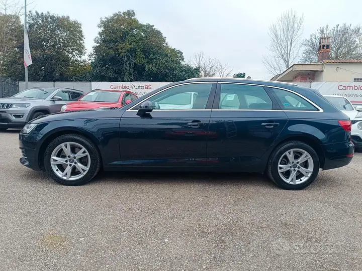 Audi A4 Avant 2017 photo 5