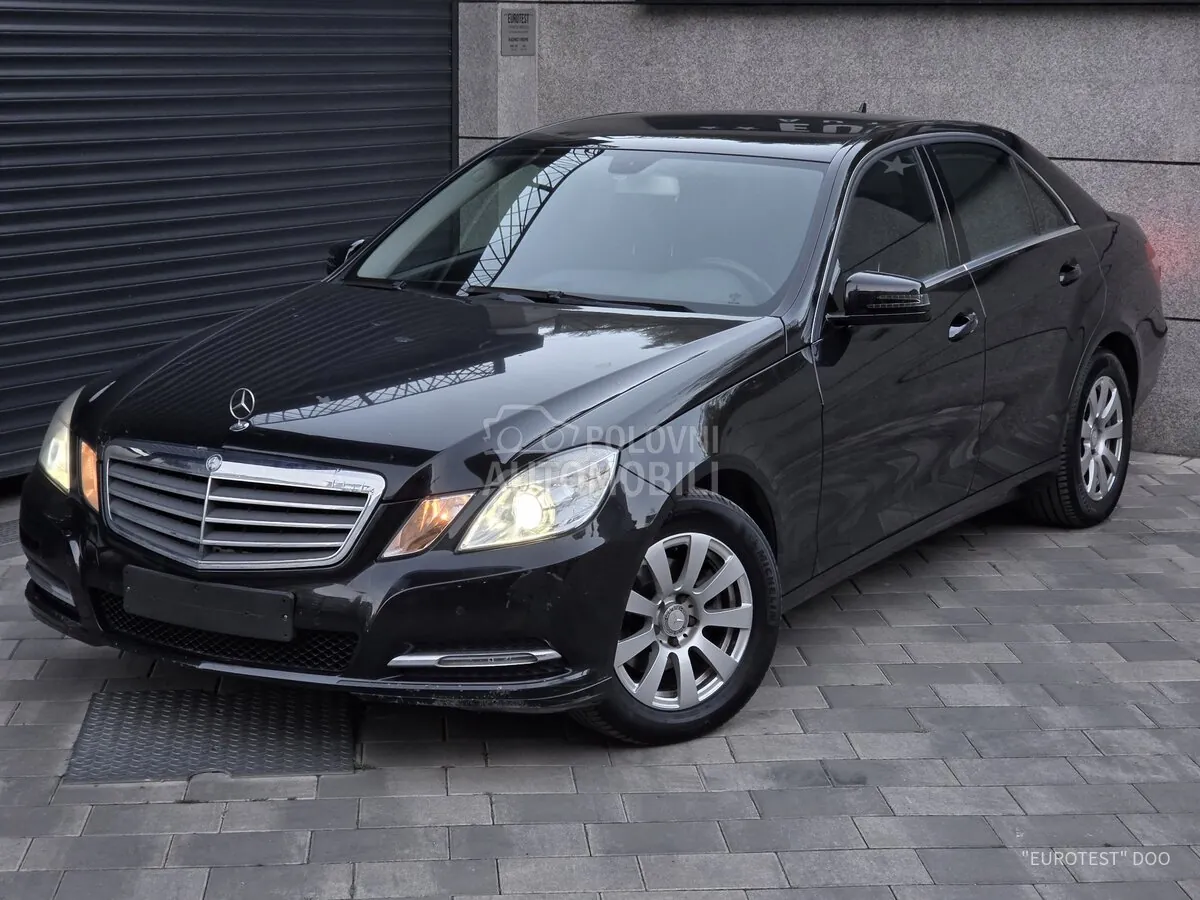 Mercedes-Benz E-Class 2012 photo 2