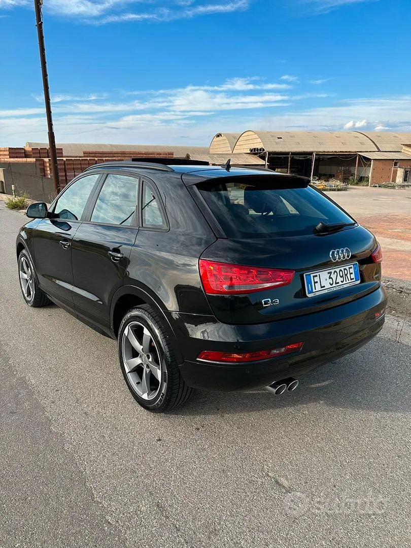 Audi Q3 2018 photo 2