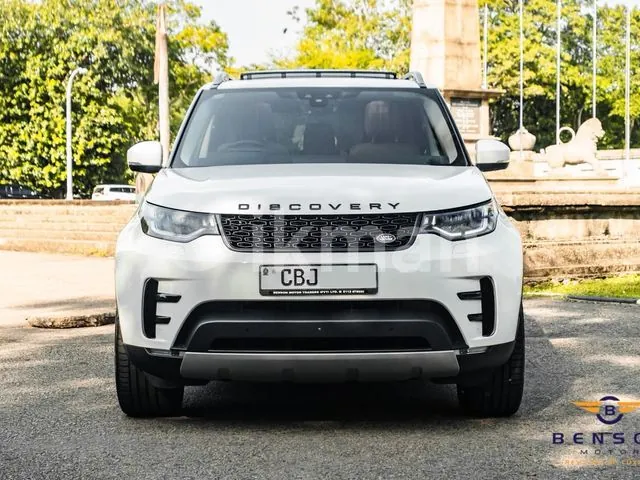 Land Rover Discovery 2019 photo 2
