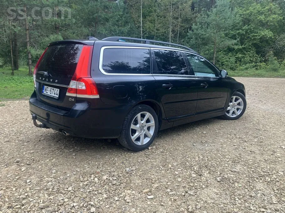 Volvo V70 2014 photo 4
