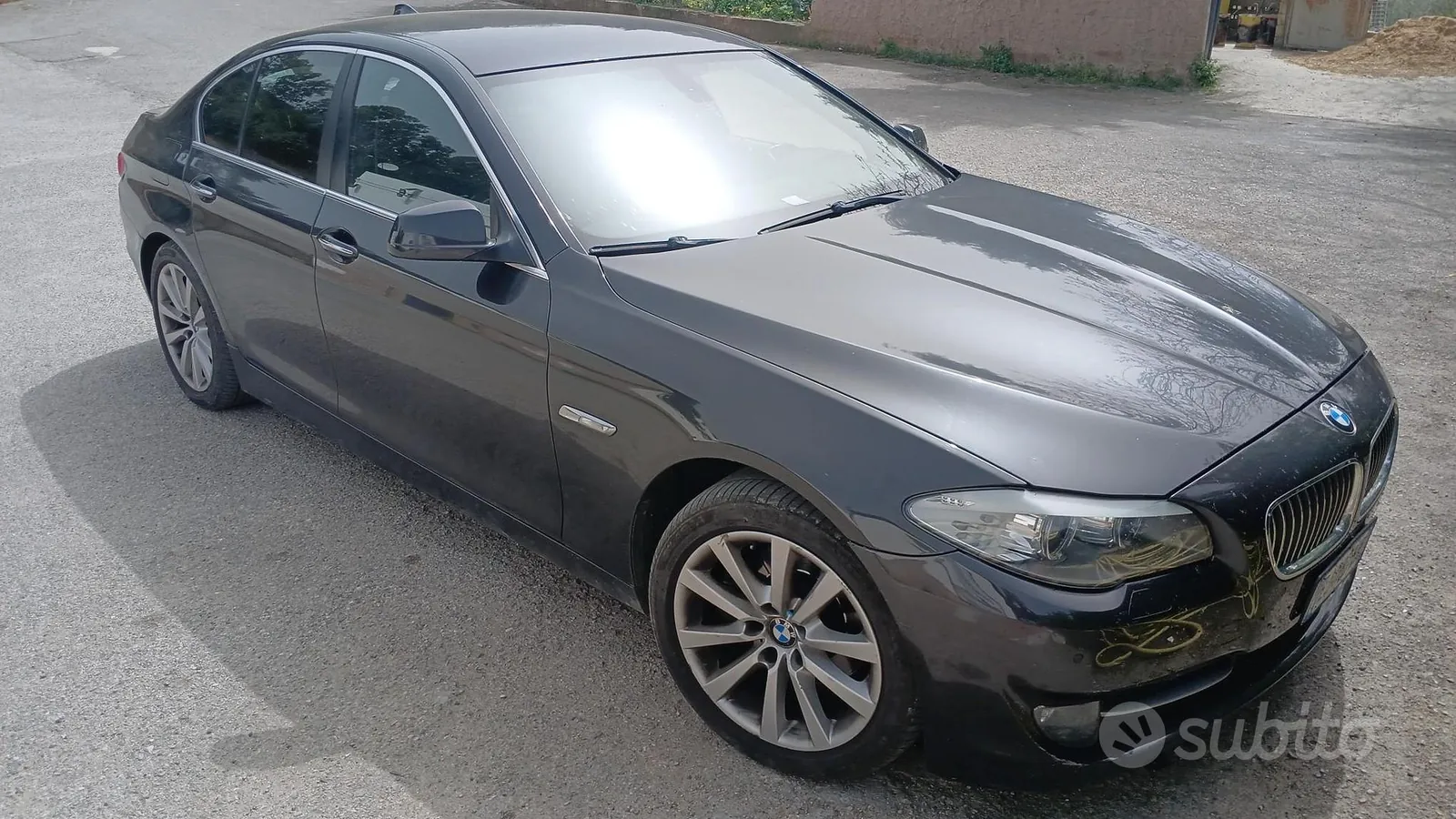 BMW 5 Series 2011 photo 3