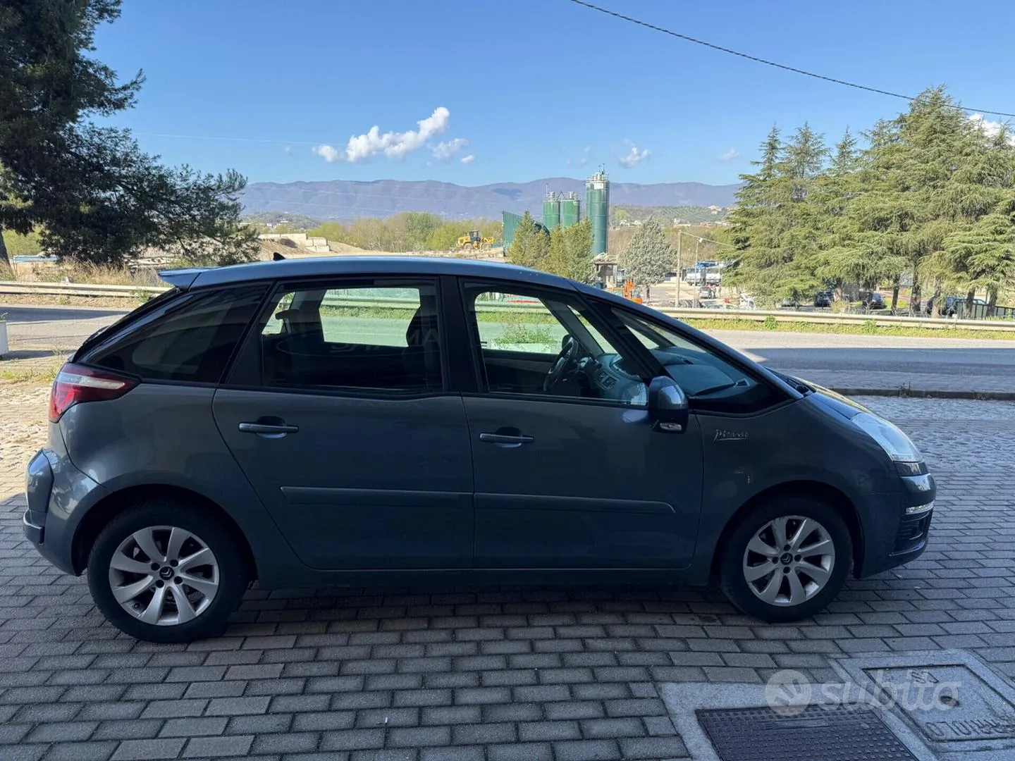 Citroen C4 Picasso 2012 photo 4