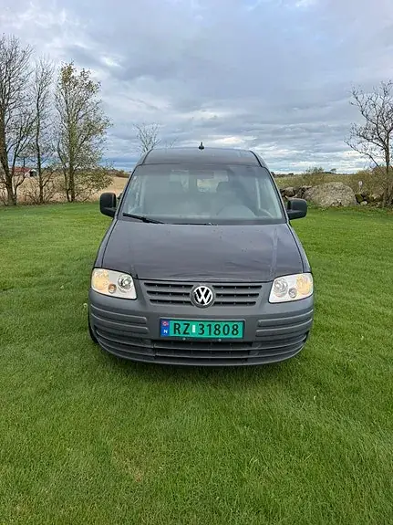 Volkswagen Caddy Maxi 2009 photo 2