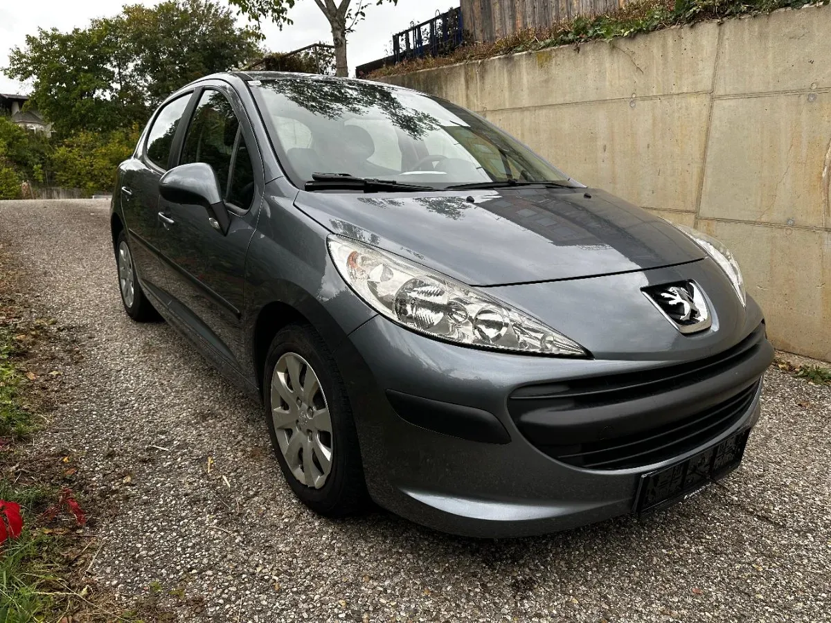 Peugeot 207