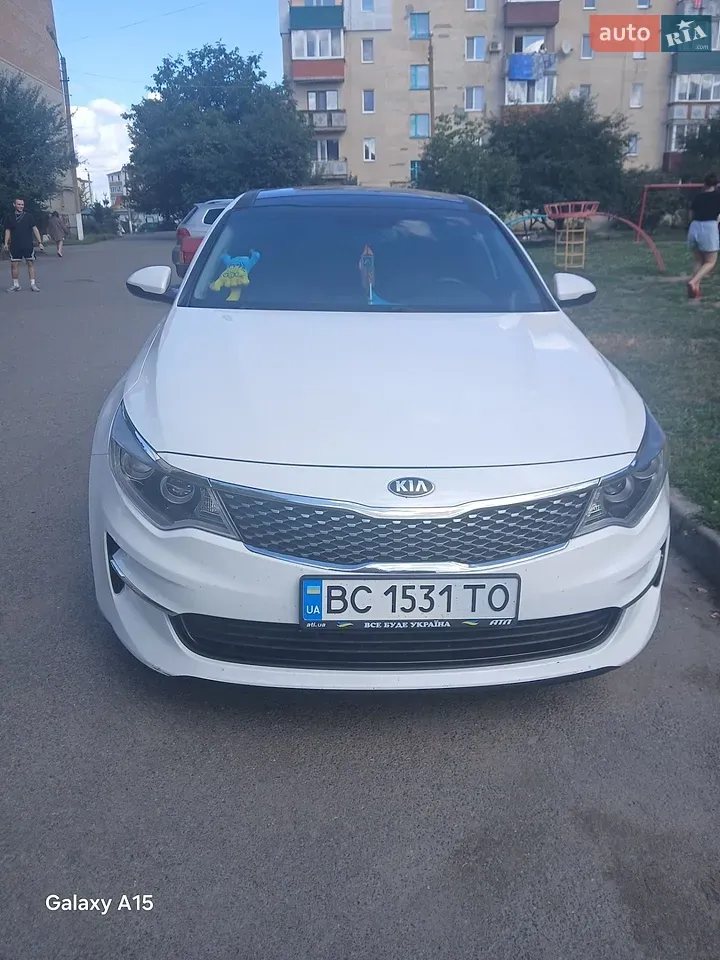 Kia Optima 2016 photo 2