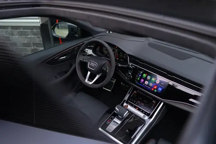 Audi Rs Q8 2025 photo 3