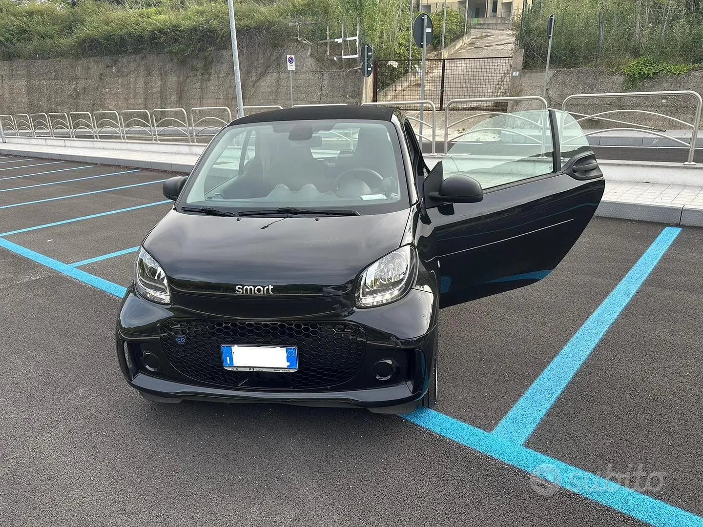 Smart Eq Fortwo 2023 photo 2