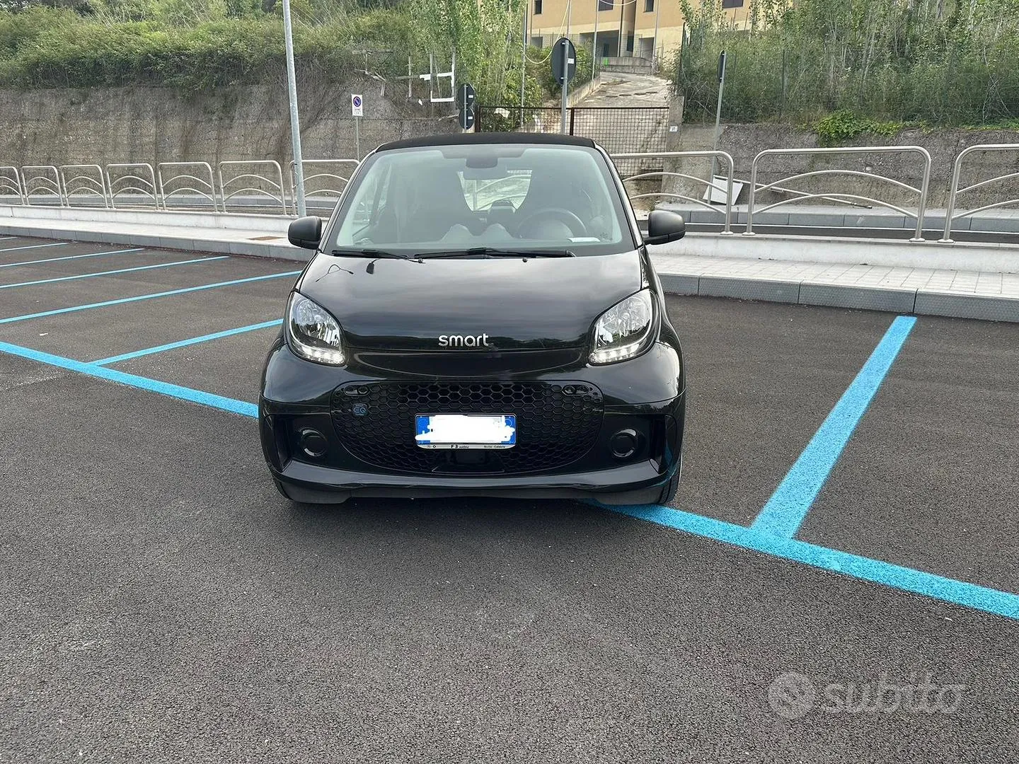 Smart Eq Fortwo 2023 photo 3