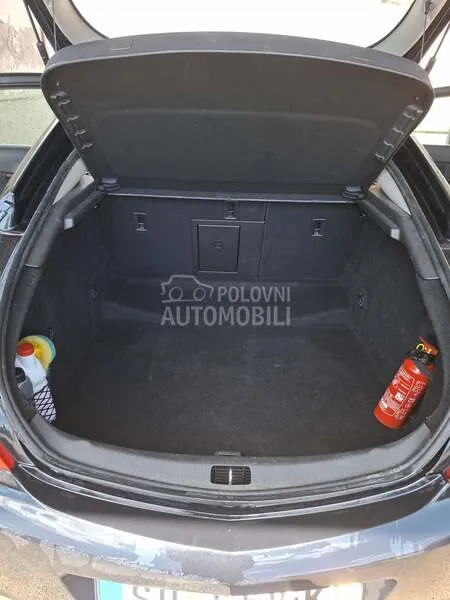 Opel Insignia 2009 photo 2