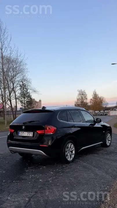 BMW X1 2010 photo 4