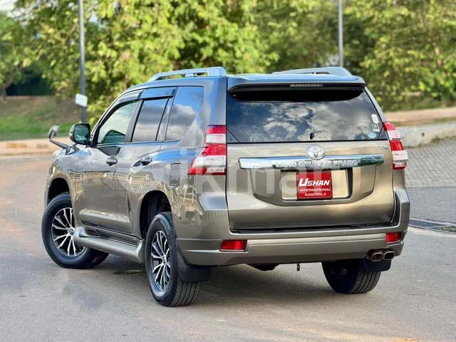 Toyota Land Cruiser Prado 2015 photo 4