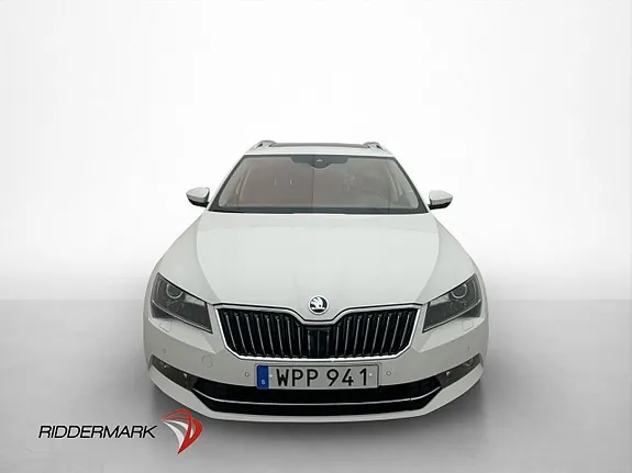 Skoda Superb 2017 photo 2