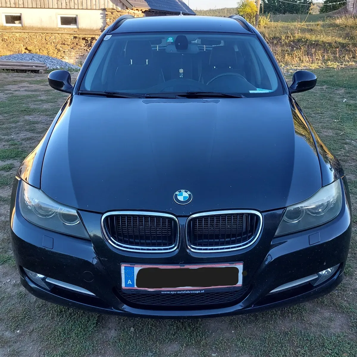 BMW 3 Series 2012 photo 3