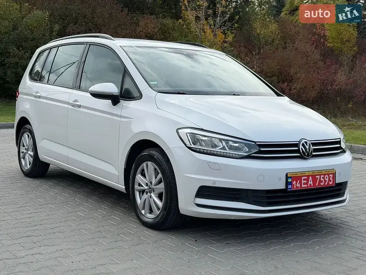 Volkswagen Touran 2022 photo 5