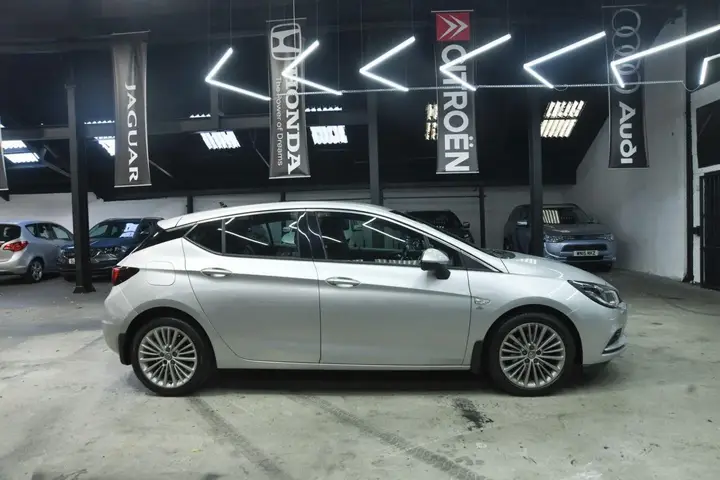 Vauxhall Astra 2019 photo 5