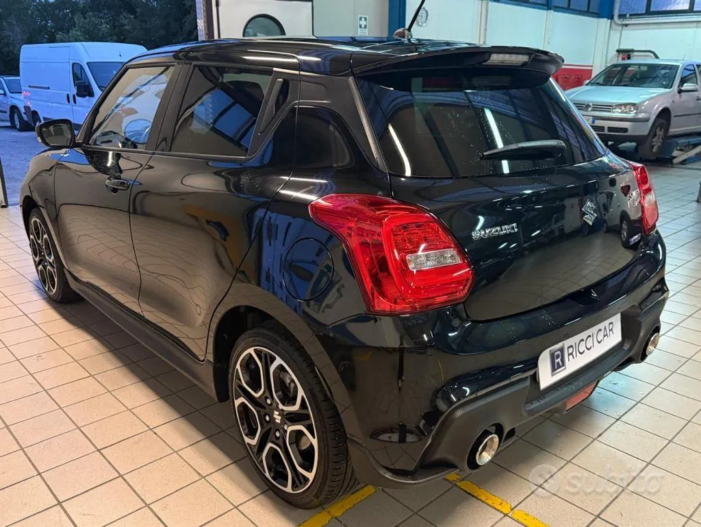 Suzuki Swift 2022 photo 4