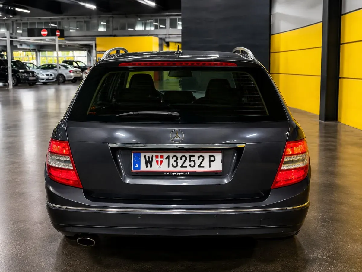 Mercedes-Benz C-Class 2008 photo 3