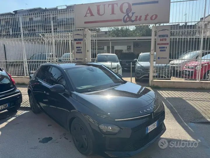 Lancia Ypsilon