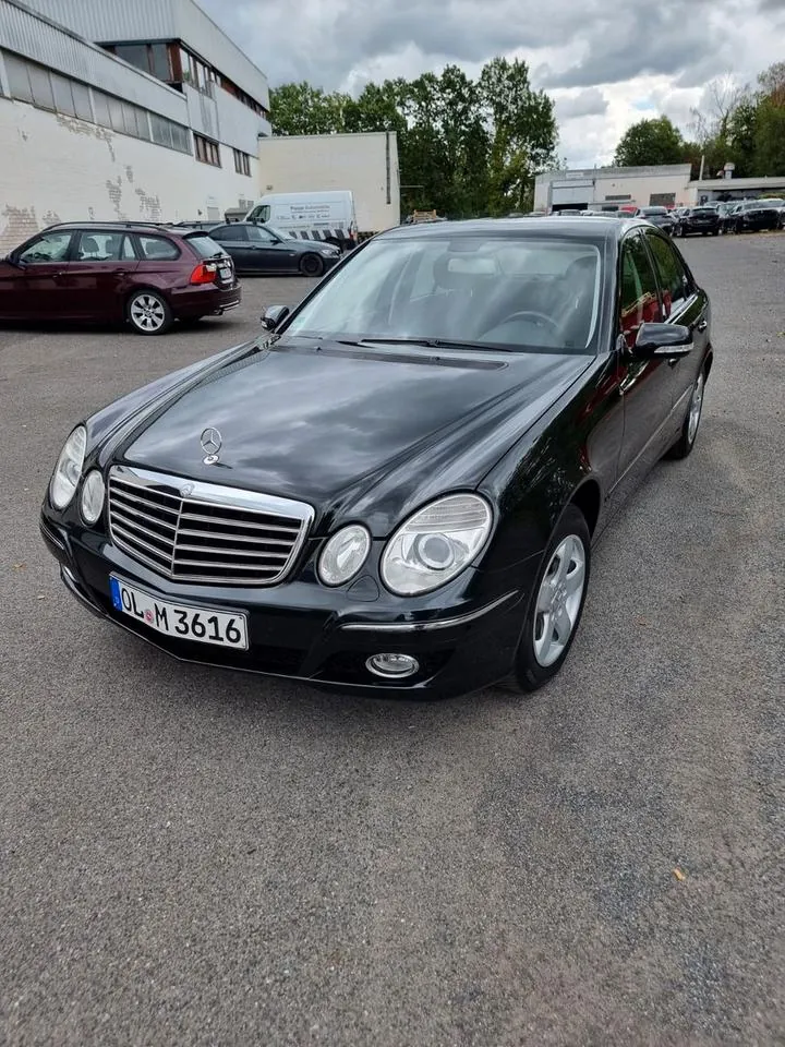 Mercedes-Benz E 280