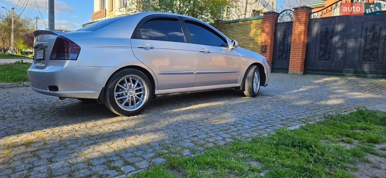 Kia Cerato 2007 photo 3