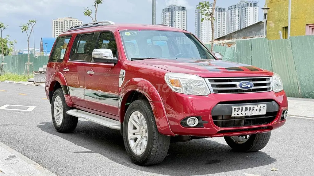 Ford Everest 2014 photo 2