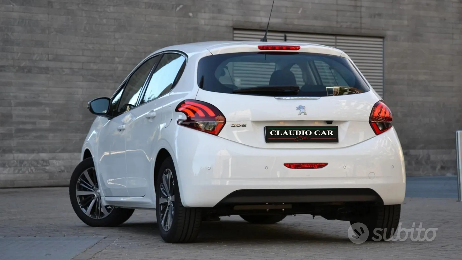 Peugeot 208 2018 photo 3