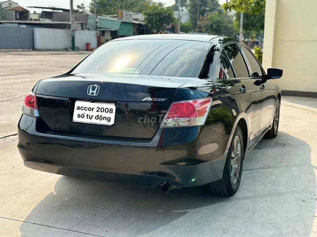 Honda Accord 2008 photo 4