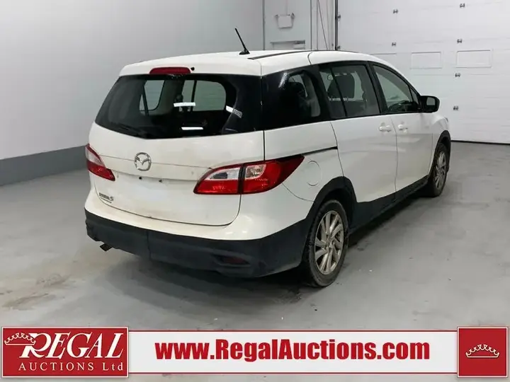 Mazda Mazda5 2014 photo 3