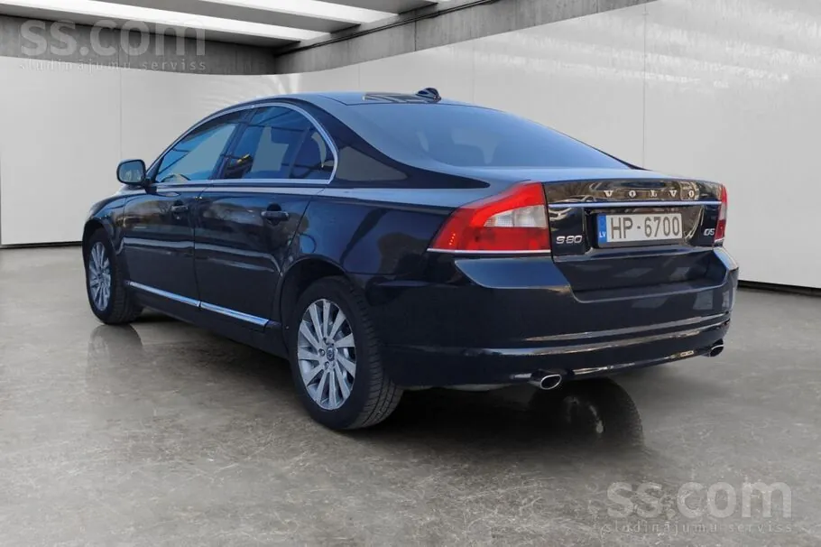 Volvo S80 2011 photo 2