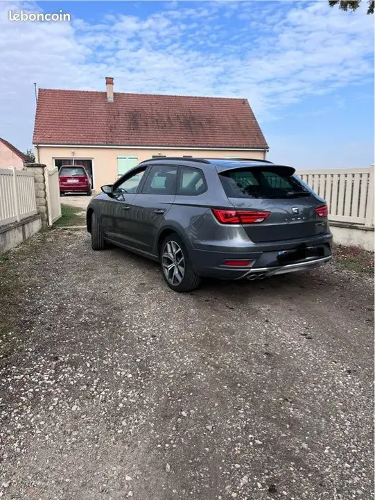 Seat Leon 2018 photo 2