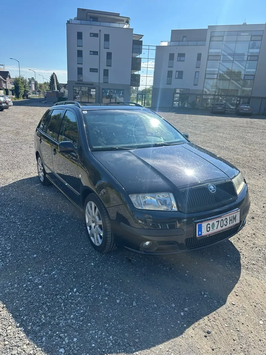 Skoda Fabia 2005 photo 3