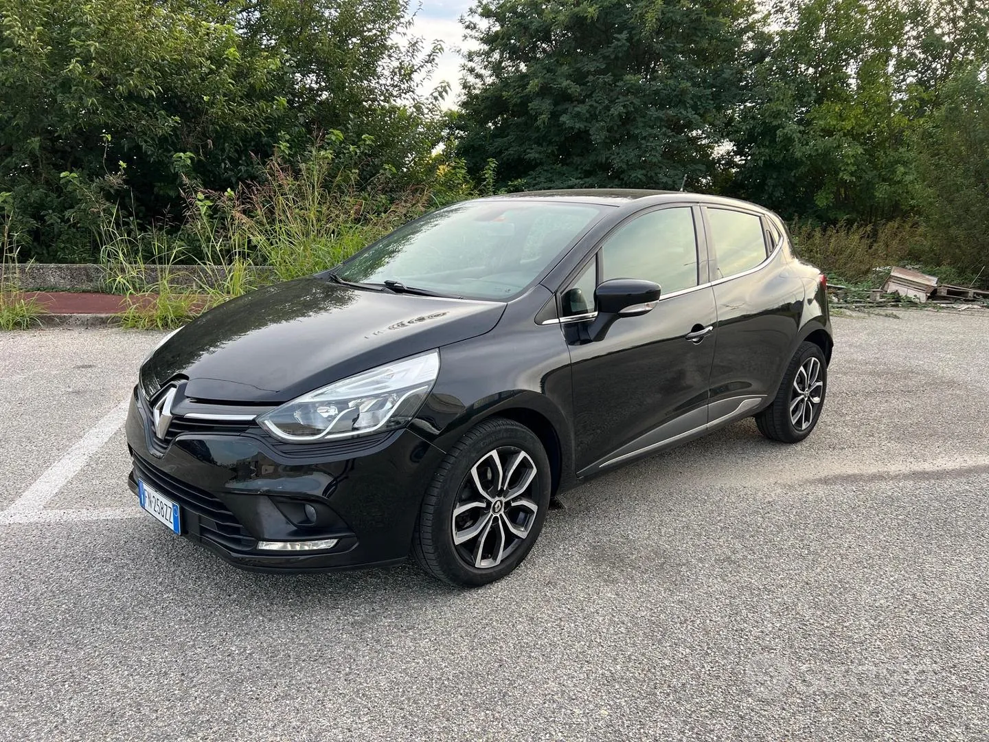 Renault Clio 2018 photo 2