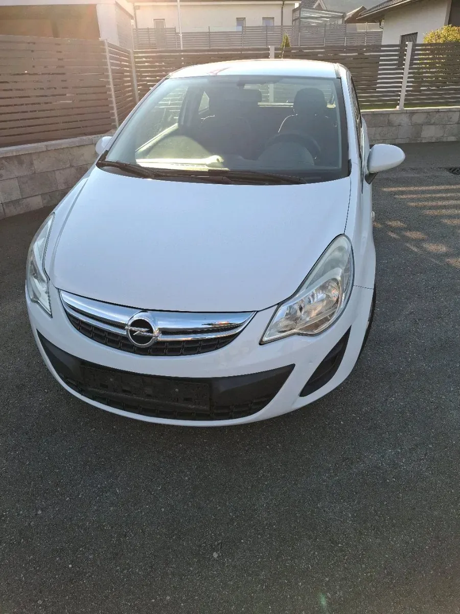 Opel Corsa 2012 photo 3
