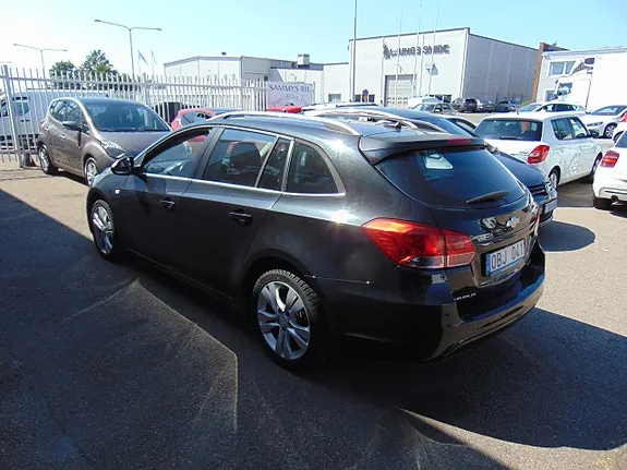 Peugeot 308 2015 photo 5