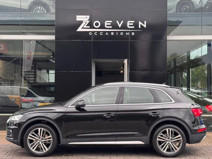 Audi Q5 2017 photo 2