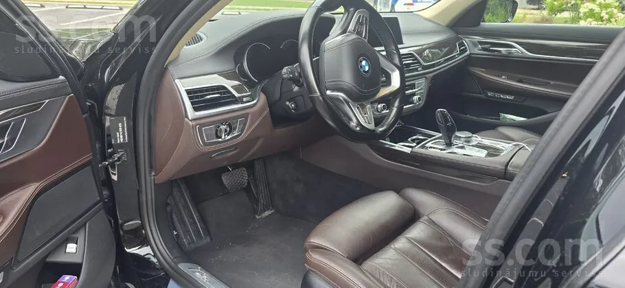 BMW 730 2016 photo 4