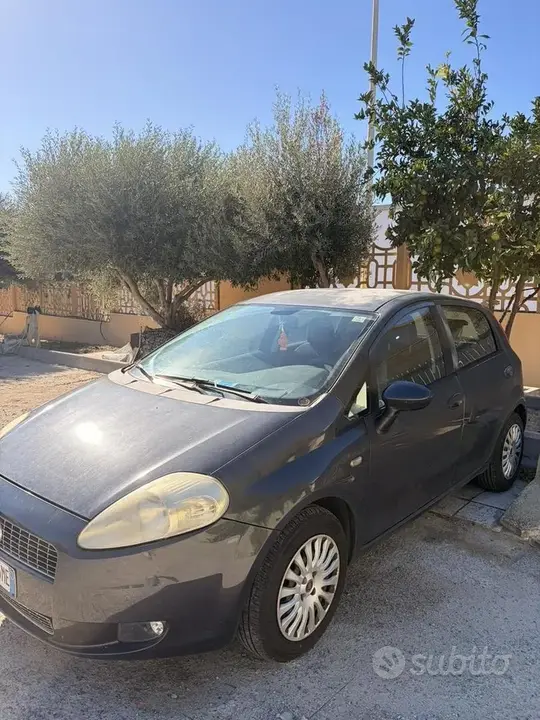 Fiat Grande Punto 2008 photo 3