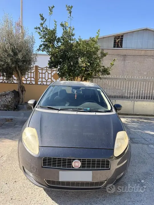 Fiat Grande Punto 2008 photo 2