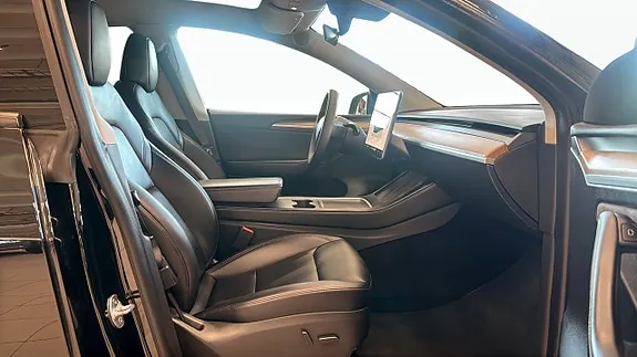 Tesla Model Y 2022 photo 3