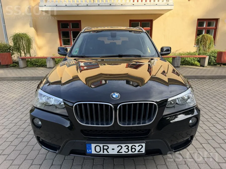 BMW X3 2013 photo 2