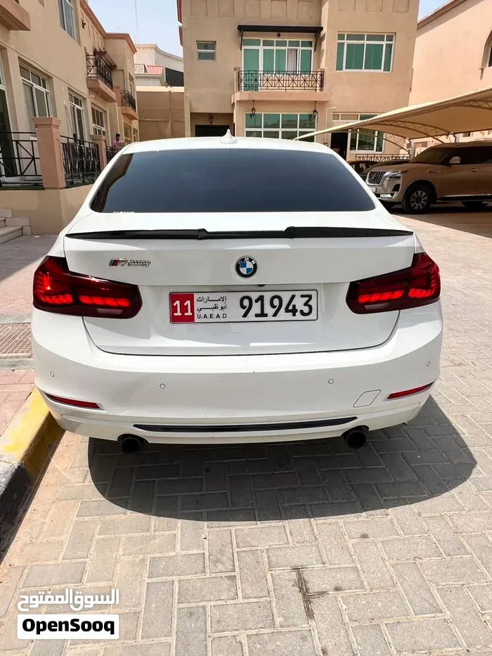BMW 3 Series 2012 photo 2