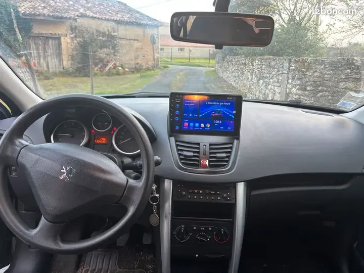 Peugeot 207 2007 photo 4