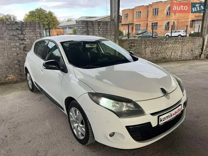 Renault Megane 2011 photo 5